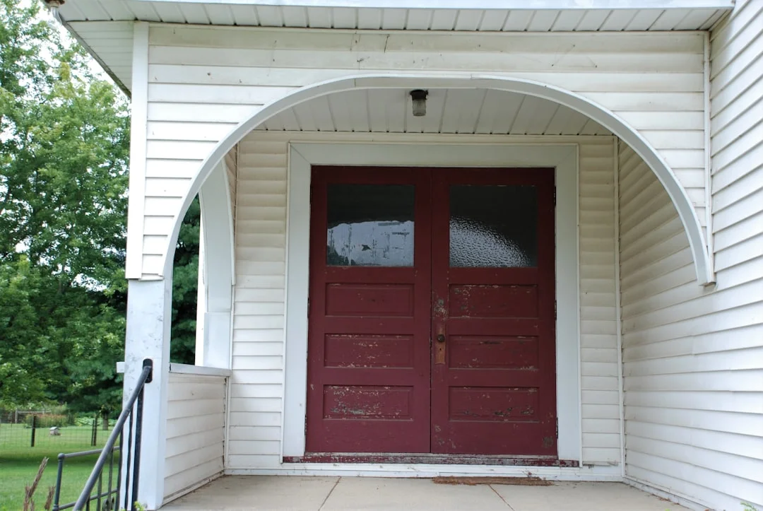 Elite Garage Door Repair - Garage Door Installation and Repair services in Louisville